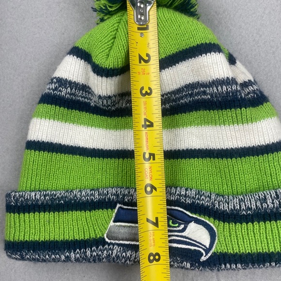 Seattle Seahawks Knit Beanie Pom Pom NFL Football Team Green Blue Gray - Picture 11 of 12